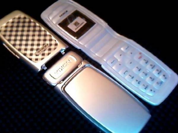 Tm zamanlarn en ok satan telefonlar!<br>  20- Nokia 2650 Satlan rn adeti: 35 milyon