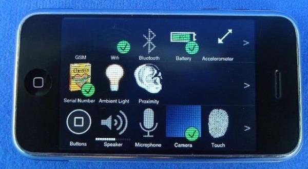 Operatr<br>  Bu uygulama iPhone, iPad, ve iPod zerinde bulunan eitli bileenleri ve sensrler test etmek iin kullanlr. Operatr uygulamas da rock grubu INXS&#8217;in drt arksnn kliplerini ieriyor.