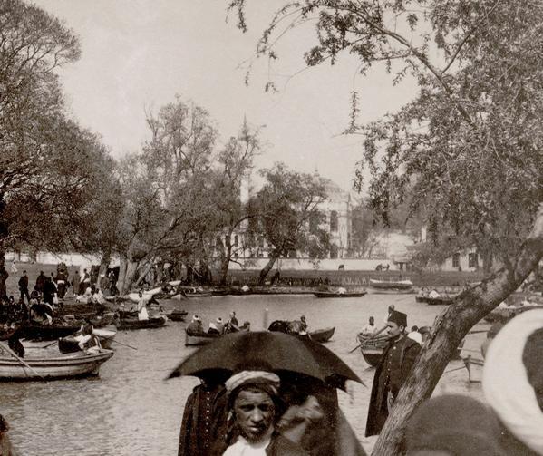 Kathane Deresinde Piknik, 1900