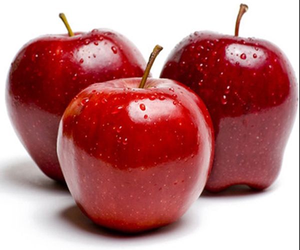 Elma: Elmann salmza pek ok faydas olduunu artk herkes biliyor. Bu faydalarn arasnda zellikle bir tanesi kilo vermenize yardmc olabilir. Hangisi mi? Tabii ki itah kapatmas. Elmadaki pektin sizi uzun sre tok tutar ve gereksiz attrmalar nler. stelik bir tanesi ile doymazsanz bir ikincisini yemekte hi saknca yok!