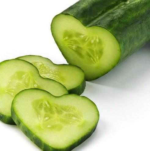 Salatalk: Hemen hemen hi kalori iermeyen salatalk, potasyum, kalsiyum ve demir asndan ok zengin. Sellitlere kar kullanabileceiniz bu gizli silah, vcudun su ihtiyacn karlamaya da yardmc.