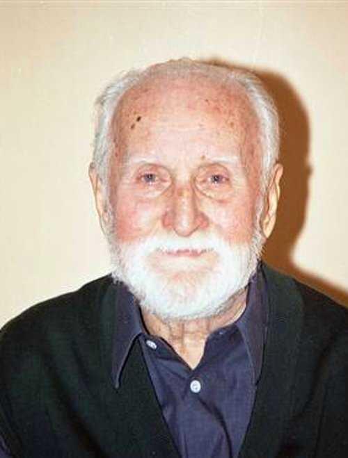 Fiko'nun Srmeneli dedesi olarak tandmz hsan Devrim 95 yanda 6 Ocak 2010'da aramzdan ayrlmtr.