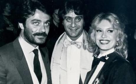 <p>KADR NANIR- CHRISTINE HAYDAR</p> Kadir nanr, 1979'da stanbul'a gelen ve "Haydarpaa'nn gelini" olarak lanse edilen, birok filmde rol alan Christina Haydar ve kocasyla birlikte.