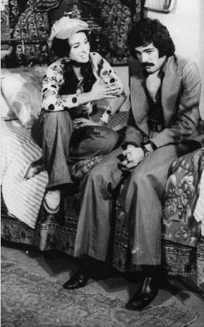 <p>PERHAN SAVA- MESUT ENGN</p> Birlikte birok film eken Perihan Sava ile Mesut Engin, 1973 ylnda kamera karsna getikleri "Yedi Evlat ki Damat" filminde (1973).