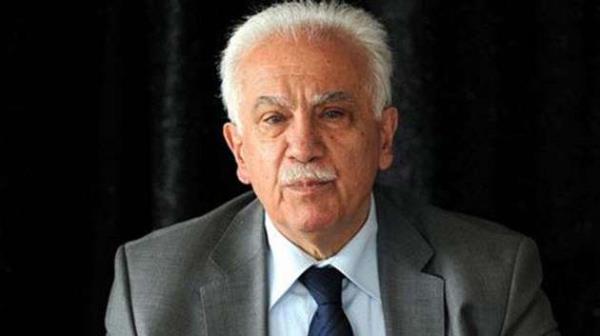 kizler Burcu: Dou Perinek<br>    kizler burcu, karakter olarak deiken bir yapya sahiptir. Bir gn nce sevdii ey ile ikinci gnn sevdii ey birbirini tutmaz. Tek karakter onlara yetmedii iin de bu burcun ad kizlerdir zaten. Dou Perinek de yenilii seven yapsyla mkemmel bir kizler burcu rnei. Merakl olan kizler, her eyi grp deneyimlemek isterler. Ruhlar yalanmak nedir bilmeyen kizler, her zaman neeli ve ocuksu tavrlaryla yaamaya devam ederler.