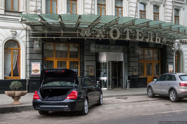 Deeri 100 binlerce Euro olan otomobil sahiplerinin bile bu yntemleri denemesi ise grenleri hayrete dryor.