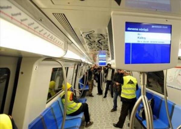 Yeilky - Havaliman - B.Evler - kitelli : 14.3 km - Saatte: 70 bin yolcu