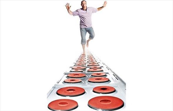 Rolf Iven, scak plakalarn zerinde 19.1 metre yrmeyi baard.