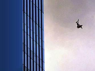 15 - 24 yalar arasnda erkekler ayn yalardaki kadnlardan alt kat daha fazla lmcl ekilde dnyor, drt kat daha fazla trafik kazas geiriyor,  kat daha fazla intihar ediyorlar.