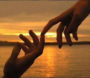 Kadnlarn dokunma duyusu. Erkeklerinki ne gre kesinlikle ok daha gelimi. yle ki, Amerika&#8217;da yaplan bir deneyde kadnlarn en duyarsz olan erkeklerin en duyarlsna belirgin bir fark atm.