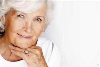 Kadn erkekten daha uzun mrl. Bununla birlikte cildi daha abuk yalanyor. Bunun sorumlusu erkeinkinden daha ince, dolays ile daha hassas olan epiderm tabakas!