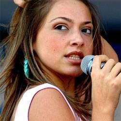 Kadnlarn kula erkeklerden daha keskin. Kant m istiyorsunuz: Bir arky doru sylemede erkeklerden alt kat daha baarllar.