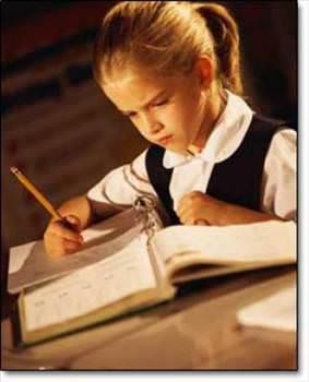 Kz rencilerden ok daha lml, bir dersten baarsz olduklar zaman nerede hata yaptklarn grmek iin kendilerin sorguluyorlar. Halbuki erkeklerin bu durumda tavr almaktan tamamen vazgemek oluyor.