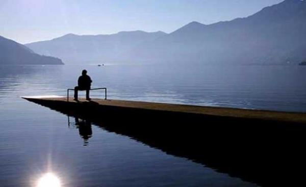 Moraliniz bozuk olduunda eve kapanmak yerine temiz hava almaya kn. Oksijen miktarnn artmas zihninizi mantksala evirmenizi kolaylatrr.
