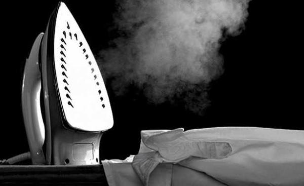 tnzn iindeki suya parfmnz kartrn. Kyafetlerinizdeki parfm kokusunu olduka kalc klacaktr.