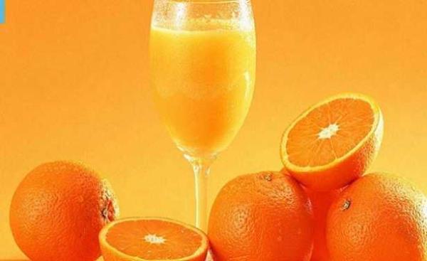 Skmadan nce portakal, mandalin, greyfurt vb. turungilleri souk suda bir sre bekletmek elde edeceiniz meyve suyu miktarn dikkate deer oranda arttrr.