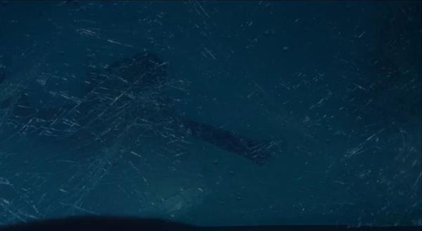 Sonra ate ederek cam krar...