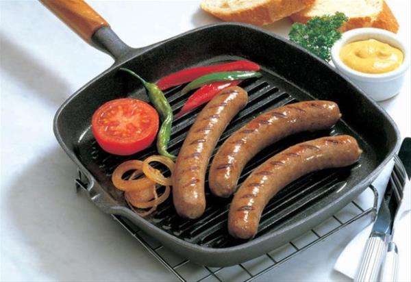 10 ya alt ocuklarda grlen beslenmeye bal boulmarn yzde yirmisi sosisler yznden meydana geliyor.