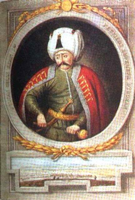 Yavuz Sultan Selim<br>  Kılıcımız parladıkça düşmanın gözü ondan ayrılıp bizi göremez. Ama Allah esirgesin, bir gün paslanır da yaltırıklanmazsa düşman bizi görmek değil, bir de tepeden bakar.