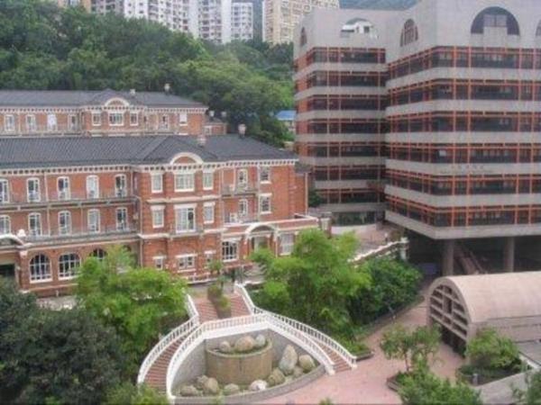 <p>Hong Kong  </p>  <p>  Hong Kong niversitesi  </p>  <p>  Dnya sralamas: 155   </p>
