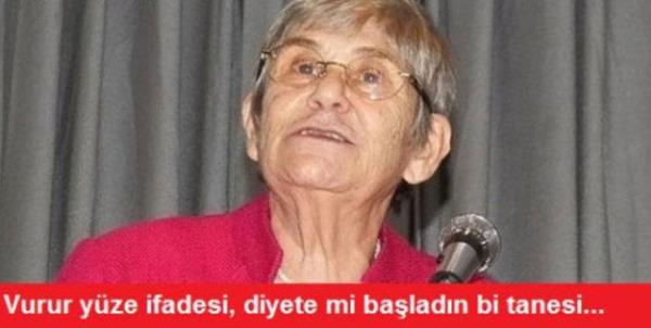 Sanat Merve zbey'in Ya Hikayesi isimli arksndaki, "vurur yze ifadesi, bulur seni bitanesi" szleri sosyal medyay sallad. yle ki bu szlere kendi kaptrmayp tweet atmayan neredeyse kalmad. Hal byle olunca capslerin konusu da bu szler oldu.