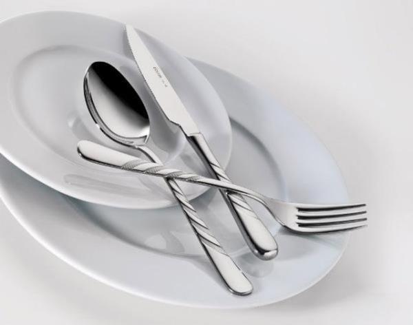 Paslanmaz elik<br>  Harry Brearli'nin asl amac daha iyi silahlar retmekti.