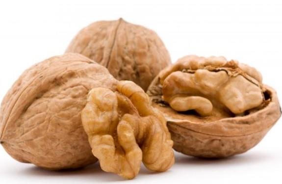 Kanszl nler. eker hastalklarnda kap hastal riskini drr. Alzheimer ve Parkinson gibi hastalklara kar koruyucudur. Mide gazn ve sindirim bozukluklarn giderir. Krmz kan hcrelerinin biimlenmesine, akcierlerden dokulara oksijen tanmasna yardmc olan ve kanszl nleyen Potasyum asndan olduka zengindir. Potasyum, sinirlerin uyarm ve kas dokusunun almas iin gereklidir. Safra kesesi ta oluumunu engelledii saptanmtr.