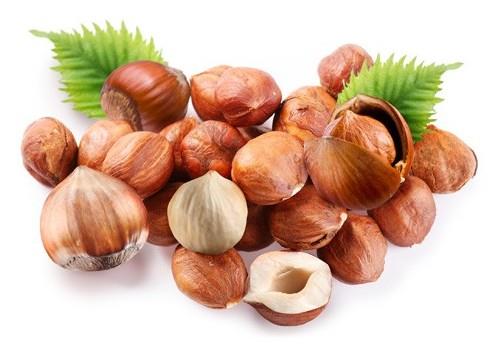 FINDIIN FAYDALARI/ Omega 3 kayna olarak kalp ve damar dostu bir besindir. inde bulunan Omega 3 kan phtlamasn ve damar sertliini nler; tansiyonu drr, eker hastalarnda kalp hastal riskini azaltr. E vitamini bakmndan zengin olmas nedeniyle antioksidan ve yallk engelleyici bir gdadr, adet dneminde kan ekeri dklne faydaldr. erdii E vitamini eker hastalnn geliimini engeller; kalp, damar, beyin ve sinir fonksiyonlarn dzenler, yaralarn iyilemesine faydal olur, prostat kanserinden korur.