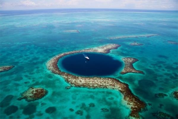 Dnyann en derin blgesi; Japonya, Filipinler ve Endonezya geninin ortasnda bulunan 'Mariana ukuru'dur.