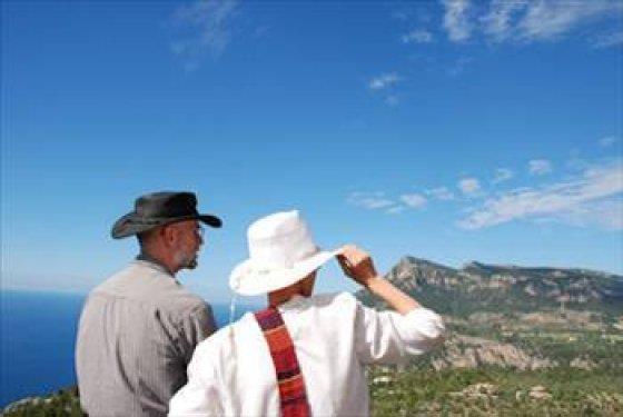 <p><b>Portekiz</b></p>  Erkek Resmi emeklilik ya: 65  <p>Emekli olunan ya: 66.6</p>  Kadn Resmi Emeklilik ya: 65  <p>Emekli olunan ya: 65.5</p>