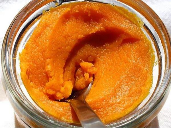 Bal ve nemlendirici krem<br>  Vcudunuzdaki atlaklar, salt kreme gre ok daha iyi onaracak ve hzla iyiletirecektir.