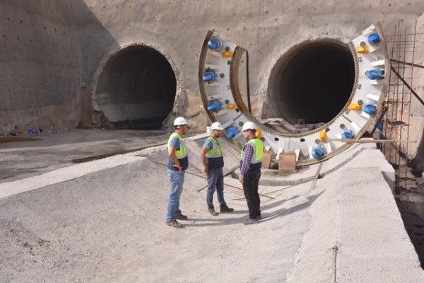 "Tnel tamamlandnda ukurova ile Gneydou Anadolu Blgesini birbirine balayacak. Bahe ile Nurda ileleri corafi ve jeolojik adan Trkiye'nin en zorlu kesimleri arasnda yer alyor...
