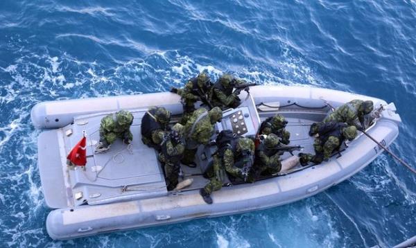 "Deniz Gvenlii Harekat erisinde Kitle mha Silahlar Yaylmnn nlenmesi" kursunun tamamlanmasnn ardndan ise kitle imha silah nleme tatbikat yapld.