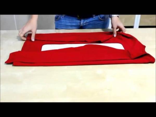 Giysilerinizi tek hamlede katlamann yolunu biliyor musunuz? nternetten videolar izleyerek renebilirsiniz