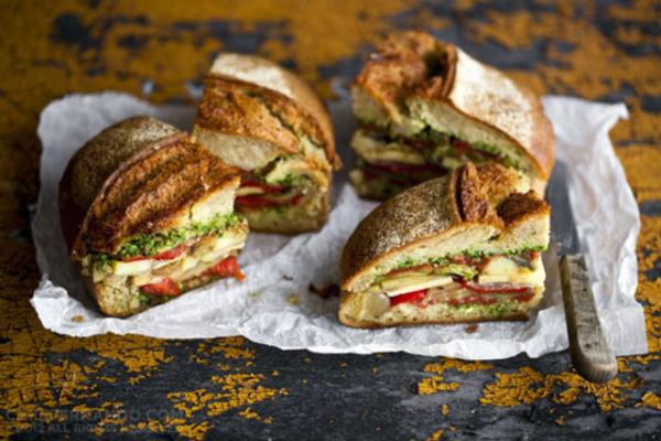 Acktnz m? Eldeki malzemelerden sandvi de yapabilirsiniz ya da ilk defa bir tatl tarifi deneyebilirsiniz tercih sizin.