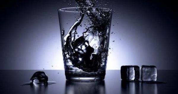 Su imek iin sadece bir bardanz ya da ieniz olsun.