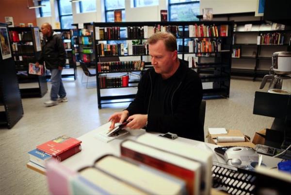 Sulular kendilerini gvende hissettiklerinde ve lkeye gvendiklerinde su ileme istekleri azalyor. Bastoy Hapishanesi bence bir rol model olmal.