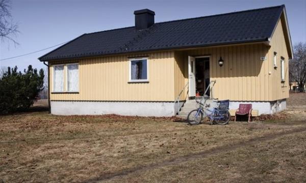ama tekrar su ilemelerine neden olmadklar iin gardiyanlar da kendileriyle gurur duyuyor ve bundan keyif alyor. nsanlarn hayata kazandrlmas iin katkda bulunduklarn dnyorlar.