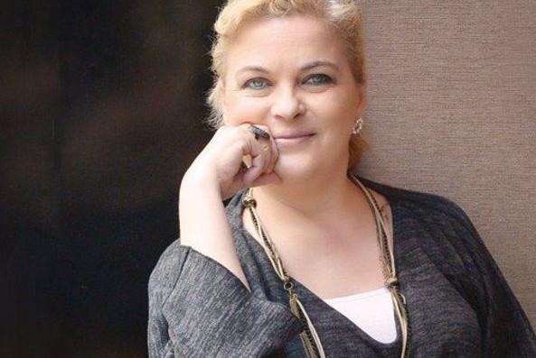 Bipolar Duygu Durum Bozukluu Yayor / Televizyon dnyasnn nemli isimlerinden Nurseli diz, bipolar duygu durum bozukluu yayor. Nurseli diz, "Bende bipolar bozukluk hastal var.