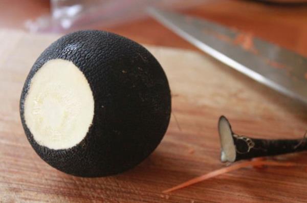 Astmllarn solunumunu dzene sokar, tkrk ve mide salgsn artrr.