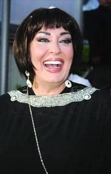 Ancak Tayfur ile olan hayat arkadal sona erince bir yol ayrmna geldi.