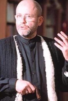 Noyan bir toplantda yapt konumada: "mrmn byk bir ksmn Kur`ansz geirdim` diyen Noyan, `Ne kadar karanlk ve kokumu bir dnem geirmiim. Vesvese ile birey olunduunu zannederek geirilen zamanm" diye konumutu.