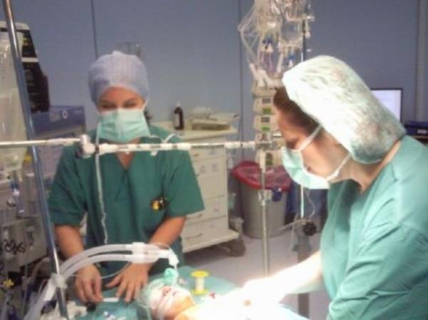 Satlm yaadklarn, &#8220;Ne kadar sre bilincim akt bilemiyorum ama testerenin sesini ve doktorlarn konumalarn duydum.