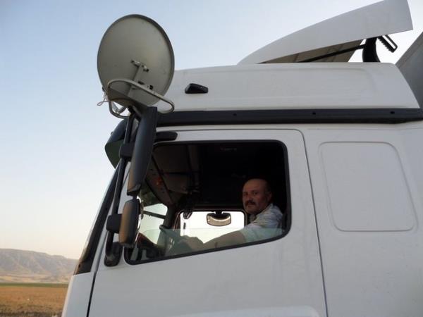 En tuhaf ve muhteem icatlar<br>  Uluslararas yk tamacl yapan tr srcs, aracna taktrd anak anten sayesinde dnya gndemini takip ediyor.