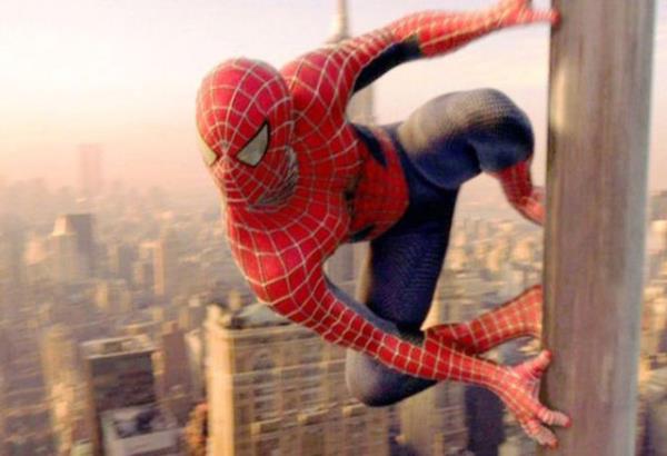 Bilim adamlar uanda insanlarn tpk 'rmcek Adam' filmindeki gibi duvarlarda ve tavanlarda yrmesini salayabilecek bir madde yaratmaya alyor.