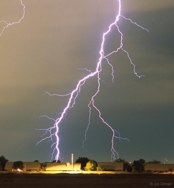 Yldrm ok defa ayn yerlere defalarca der.