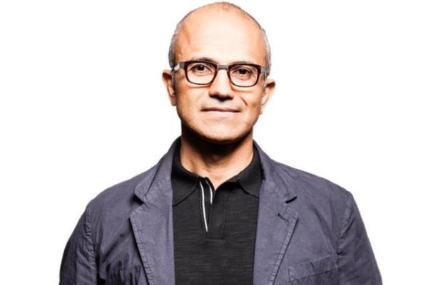 <p>61-Satya Nadella </p>  <p>     Microsoft </p>  <p>             Ya: 48</p>