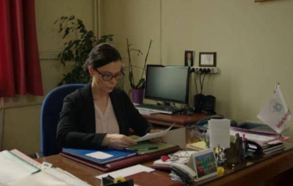 lgn Bedi'ten sonra da oyunculuk yapmaya devam eden Kaar, Binbir Gece, Hanmn iftlii, Ayrlsak da Beraberiz, Gm ve Tatl Hayat'n da aralarnda bulunduu bir ok popler dizi ile izleyici karsna kt.