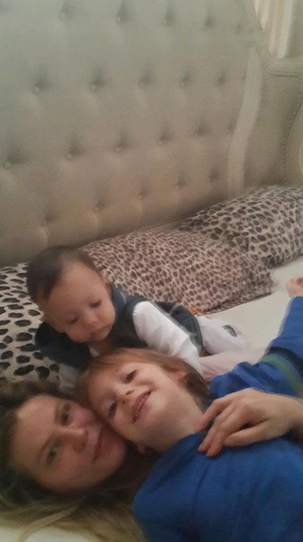 lk kez 17 yanda anne olan Yldz Kaplan, ikinci evliliinden de 2009 ylnda olu Akif'i dnyaya getirmiti.