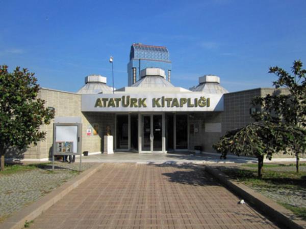 En byk eski harita arivi: Atatrk Kitapl